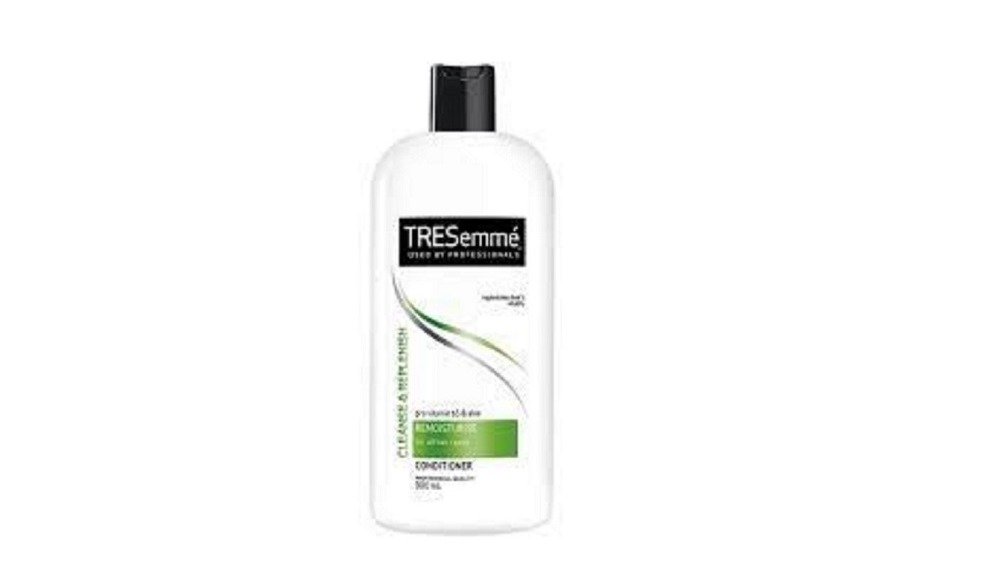 Tresemme Remoisturising Conditioner 900Ml
